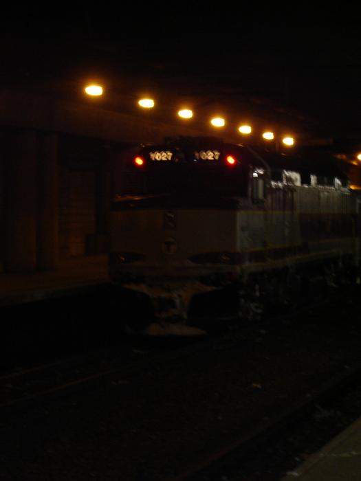 Photo of MBTA F40PH-2C (1027)