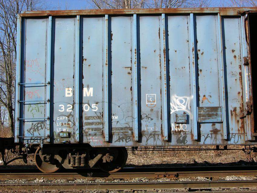 Photo of Boston & Maine XM boxcar - detailed closeup of side