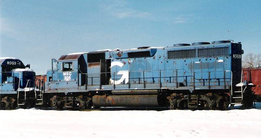 Photo of MEC #305 stored at Waterville