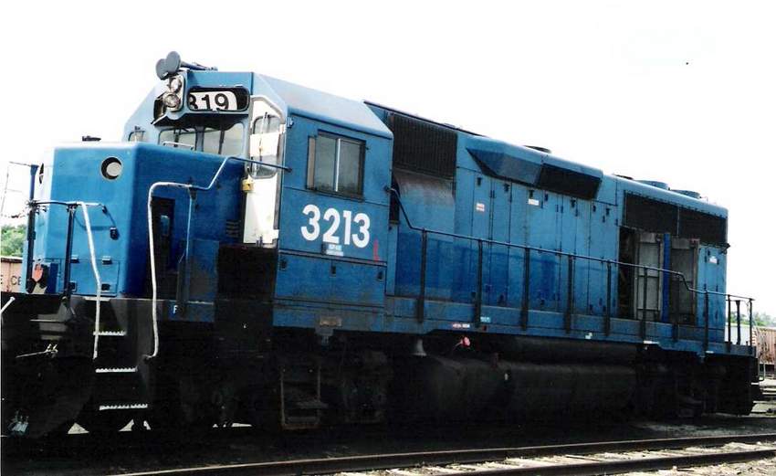 Photo of CR #3213 / MEC #319 stored at Waterville