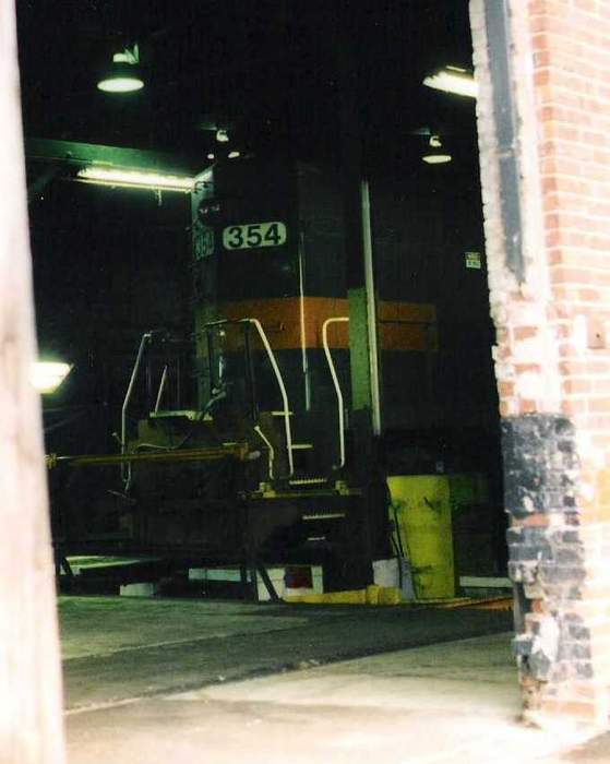 Photo of MEC #354 gets work in the Waterville backshop