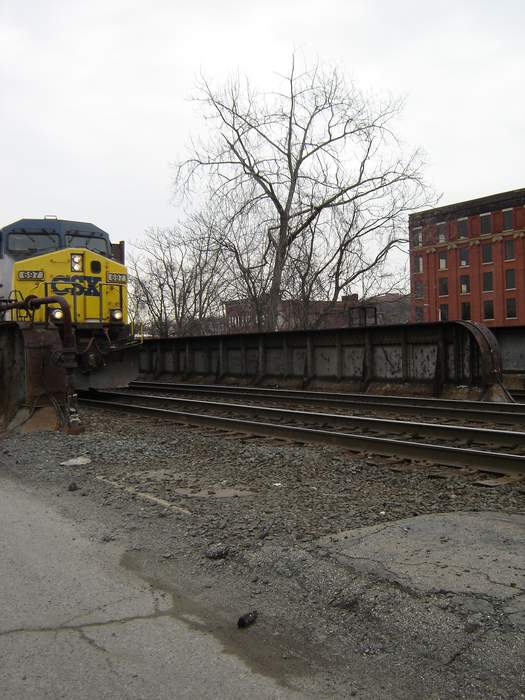 Photo of CSX 697 AC60CW - Westbound from CP 97