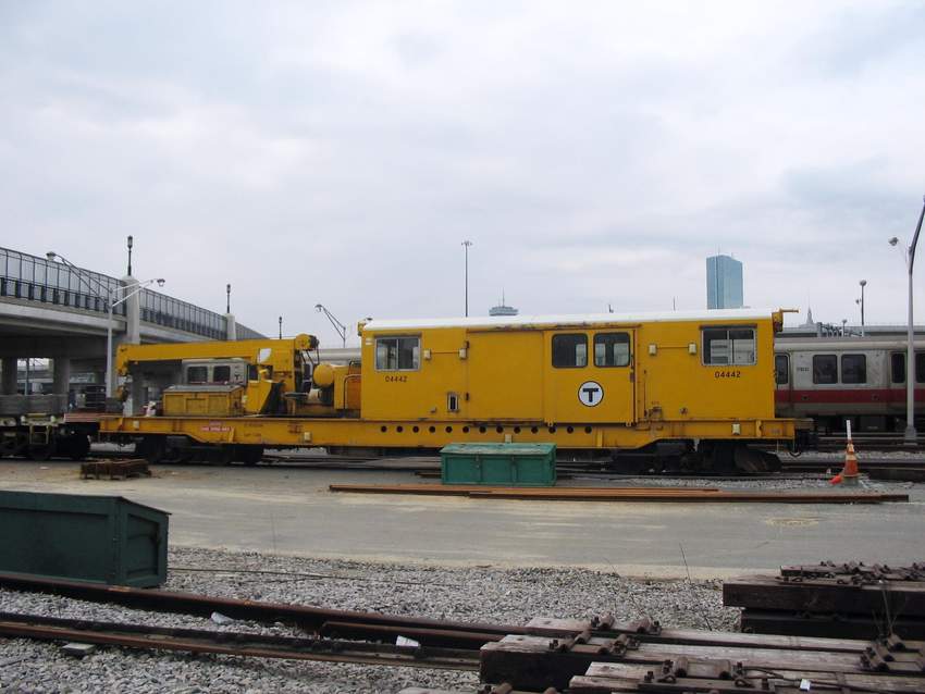 Photo of MBTA Red Line Work Car 04442.