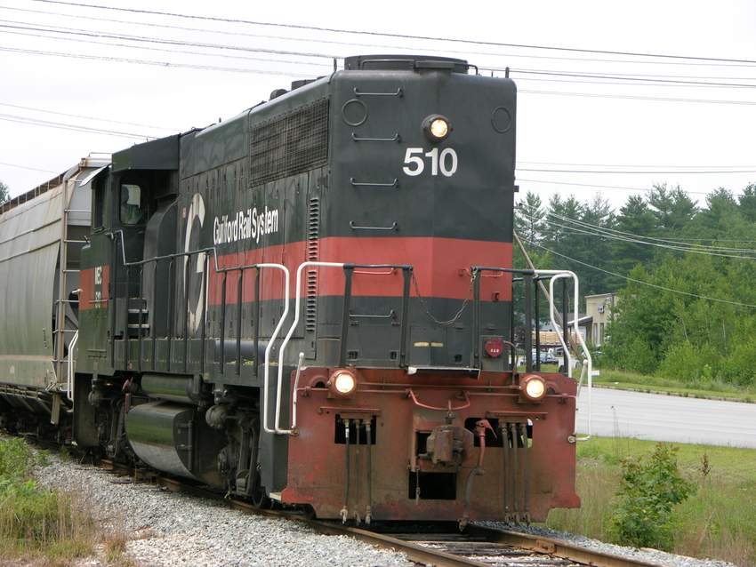 Photo of 515 on the milford branch