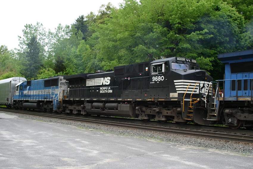 Photo of NS 9680 on Q274