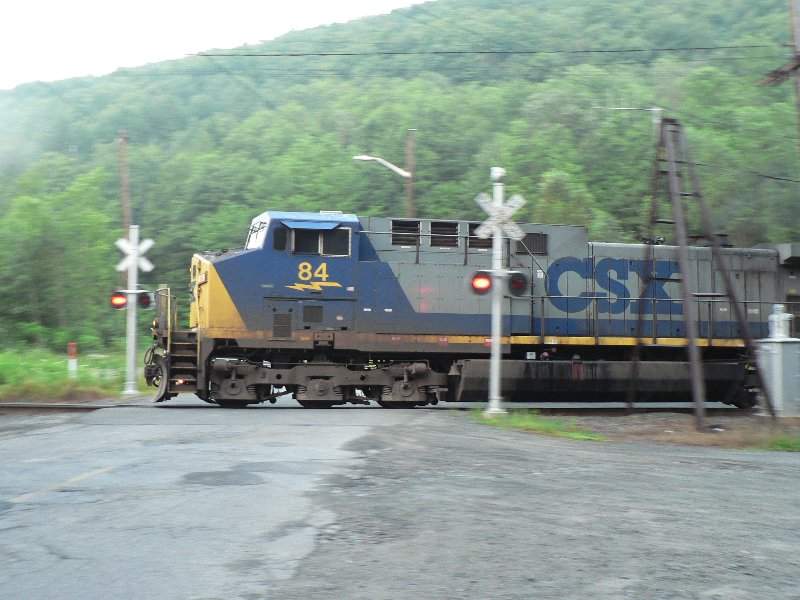 Photo of hoosac tunnel  csx engine with guilford