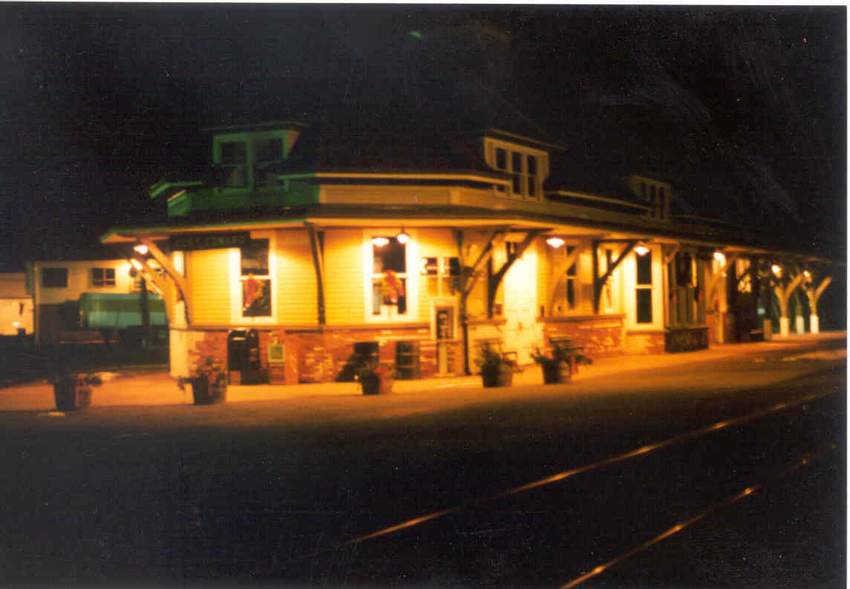 Photo of Fort Edward Station at Night