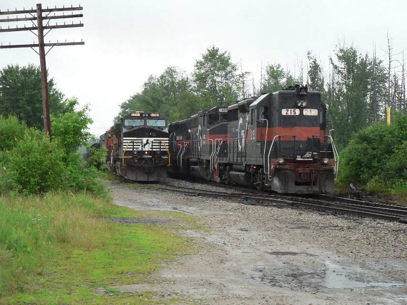 Photo of empty coal train in bow nh