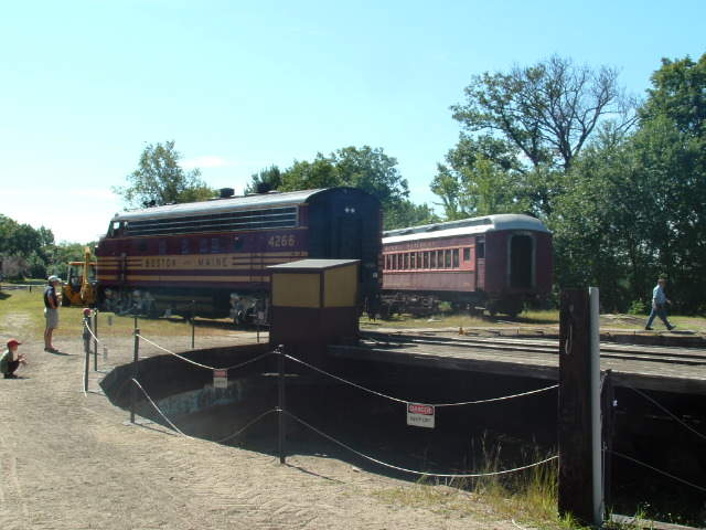 Photo of B&M 4266 in motion
