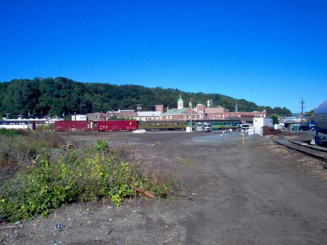Photo of White River yard