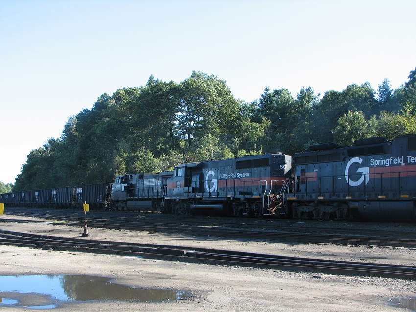 Photo of Bow Coal on Main line and SD-26 sitting awaiting work