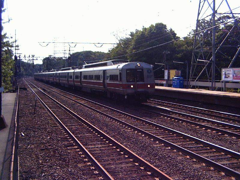 Photo of MNCR Express thru Rowayton