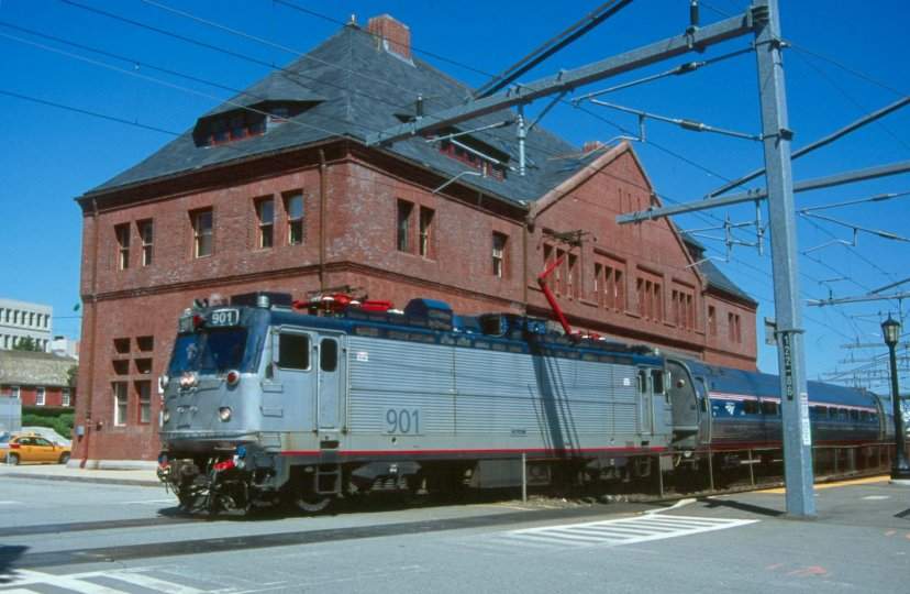 Photo of Train 93 Arriving at New London