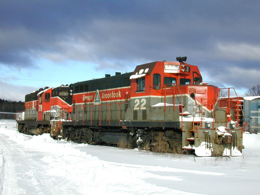 Photo of Ironroad Brownville Local with GP7 and 9