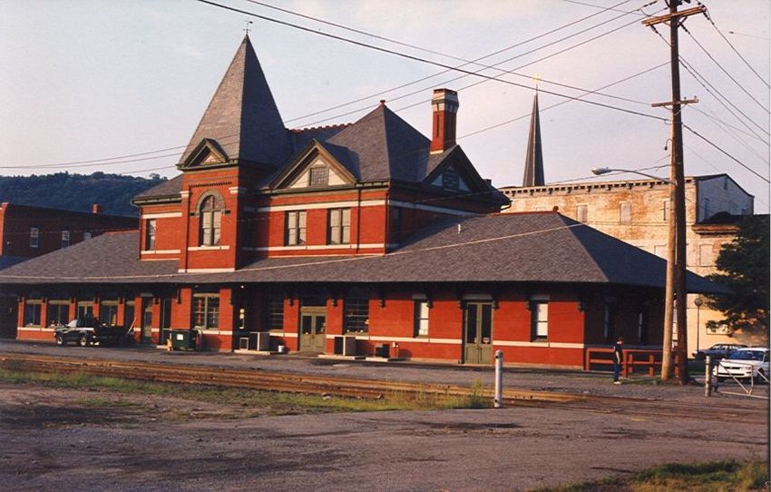 Photo of Erie Station
