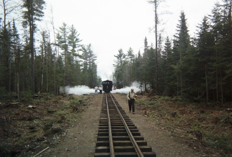 Photo of #10 climbing from the end of the line as of april 2005