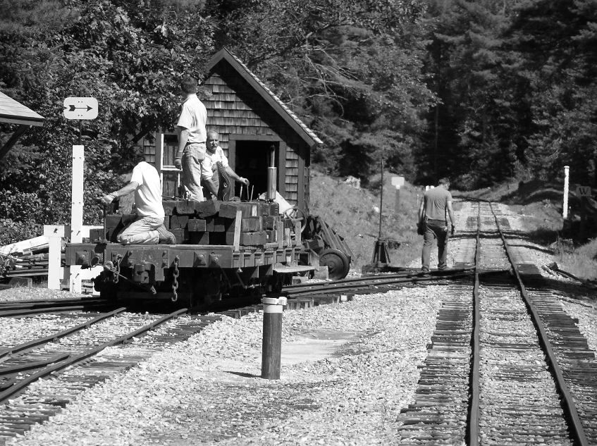 Photo of Work train returning to the yard.