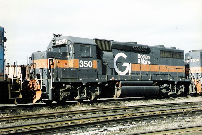 Photo of B&M GP39-2 #350 stored at Waterville