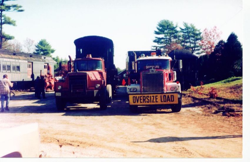 Photo of 1455 & tender with tractors