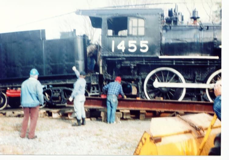Photo of 1455's tender pin