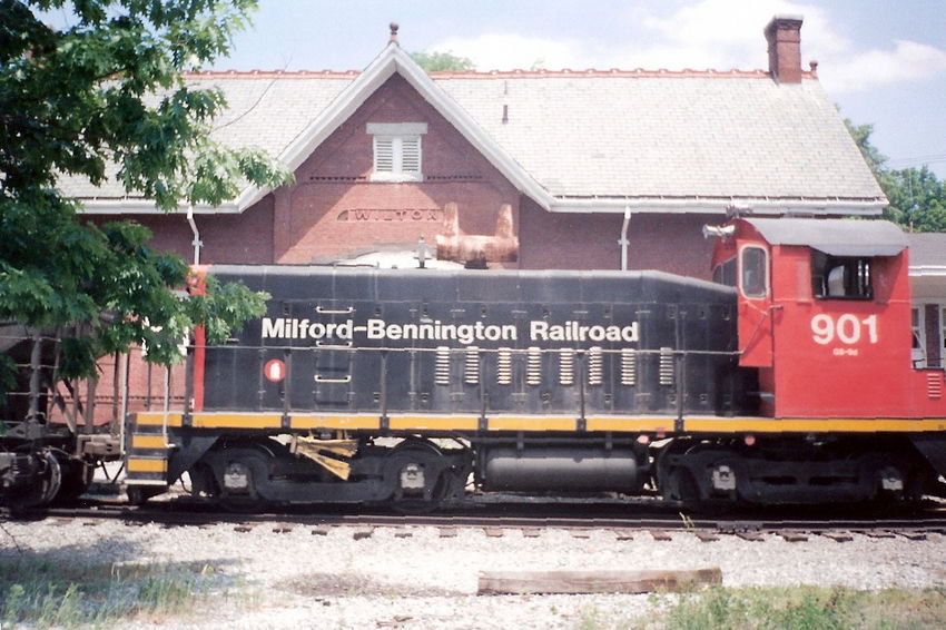 Photo of Milford-Bennington Railroad #901 in Wilton,NH.