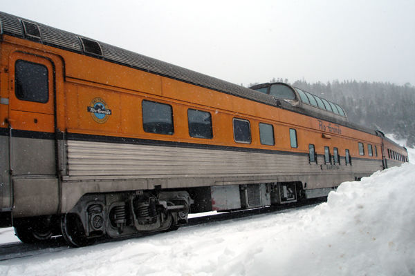 Photo of Dome car passes by at Winter Park