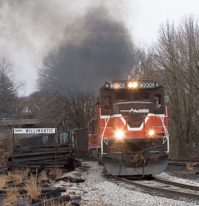 Photo of P&W Coal Extra #1 in Willimantic CT