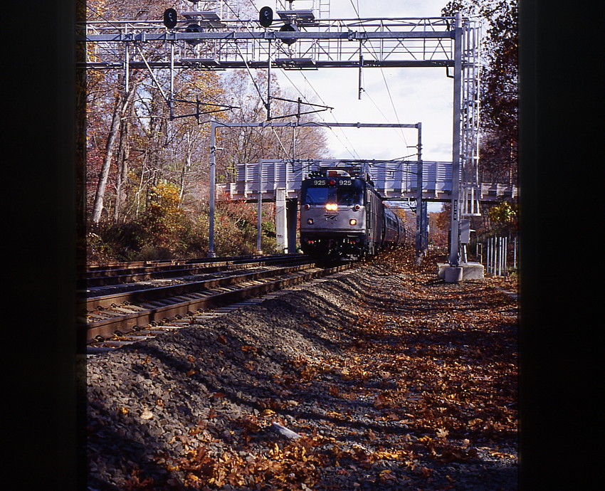 Photo of Amtrak #93 at Pine Orchard, Ct.