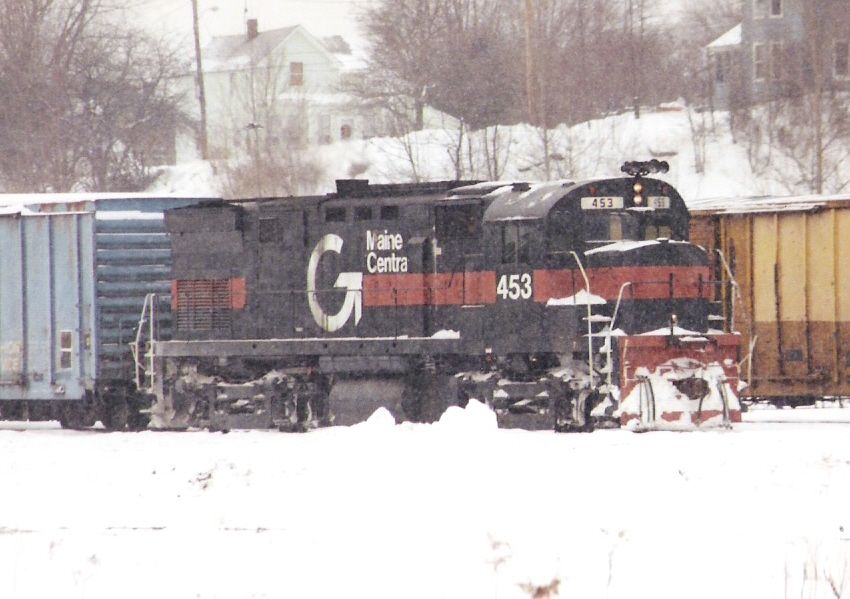 Photo of MEC C424m #453 in the snow at Rigby