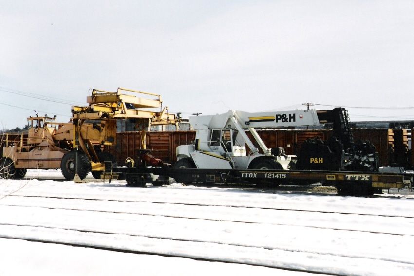 Photo of Intermodal equipment at Waterville in 1997