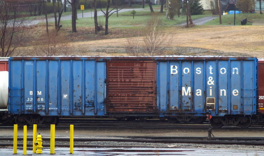 Photo of B&M Boxcar #3256