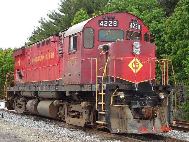 Photo of Morristown & Erie ALCO C-424 #4228 at Hardings on Maine Eastern