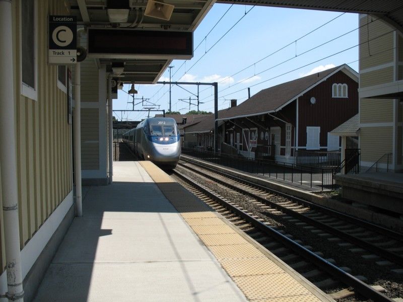 Photo of An Acela Express in Old Saybrook