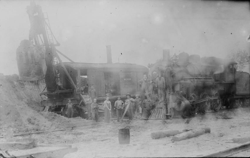 Photo of Maine Central?? #357 with Steam Shovel