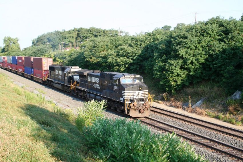 Photo of NS 9597 heading east