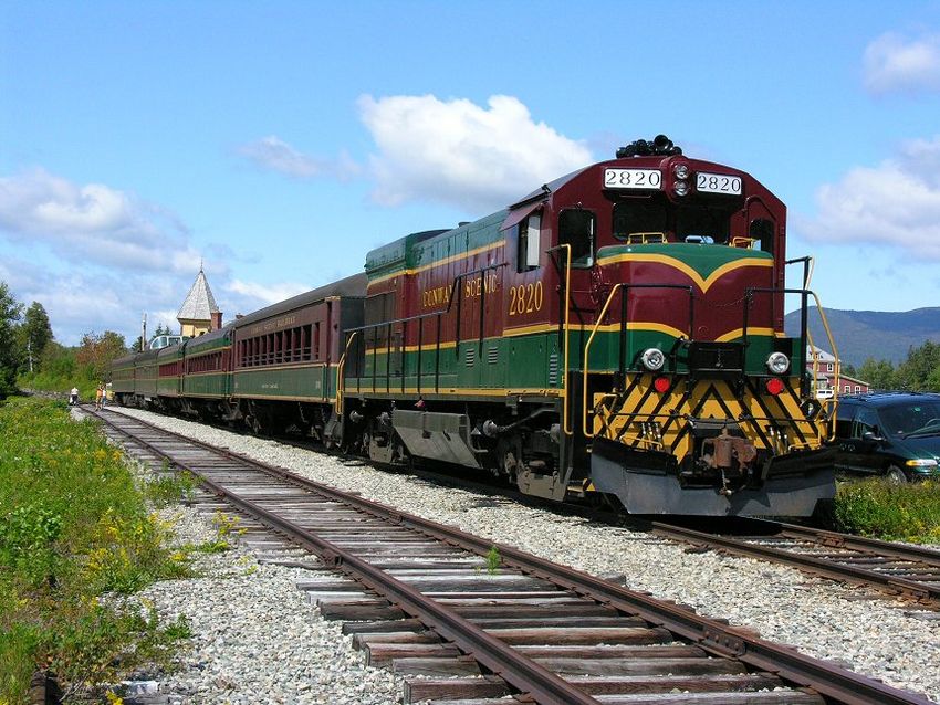 Photo of Newcomer on the Notch Train