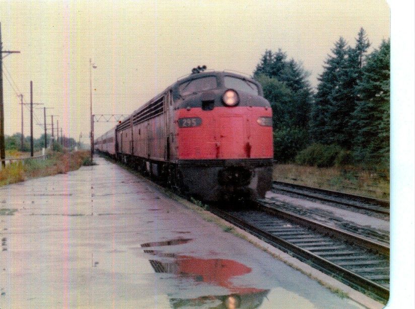 Photo of Amtrak at Old Saybrook 1973