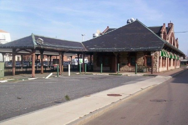 Photo of Former Framingham Station