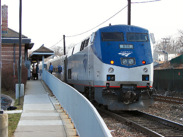Photo of ConnecticutDOT P-40 leased from Amtrak