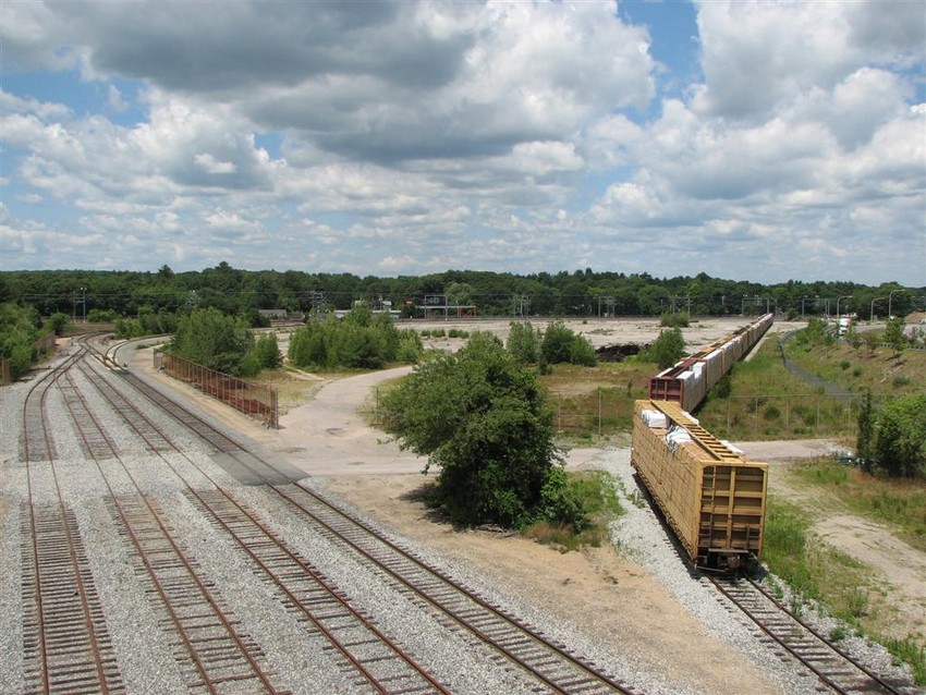 Photo of The western end of the yard at Seaview Transportation