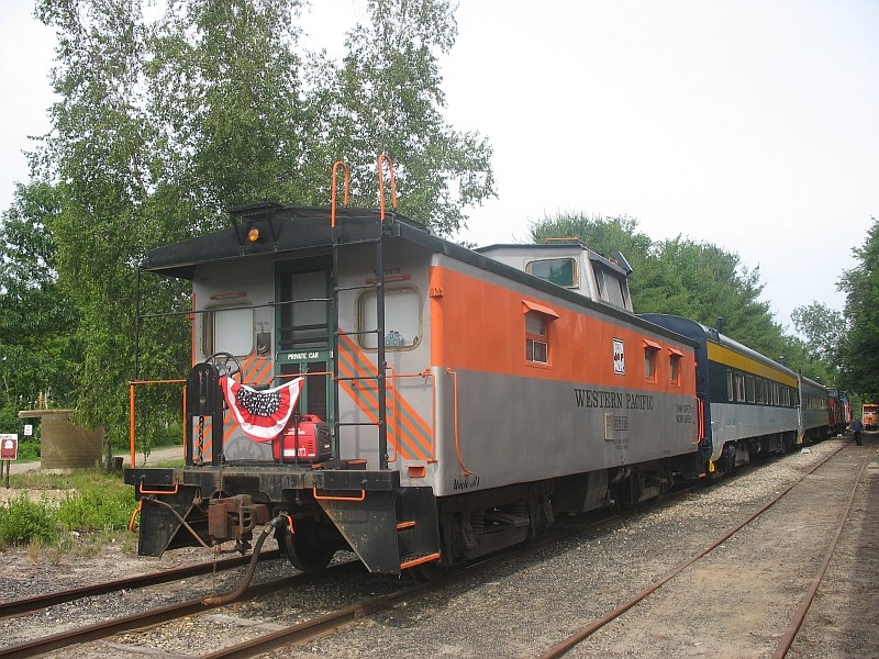 Photo of Western Pacific Caboose