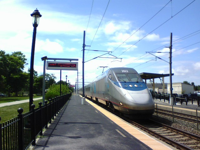 Photo of Acela at Kingston