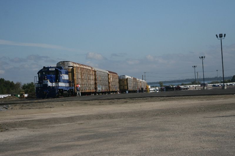 Photo of Seaviews first revenue autorack train.