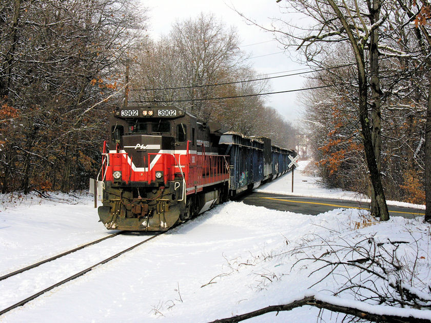 Photo of P&W's CT-1 on the Hartford Line