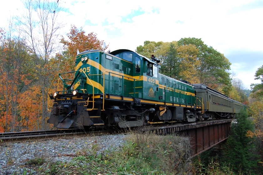 Photo of Green Mountain RR Number 405 at Brockway Mills, VT