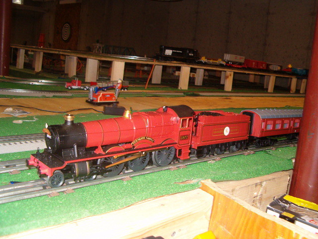 Photo of A close up of the Hogarts Express Steamer 3 out of 18