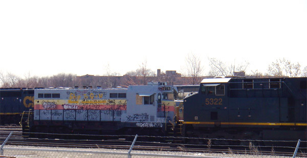 Photo of BCLR 2443 on the move