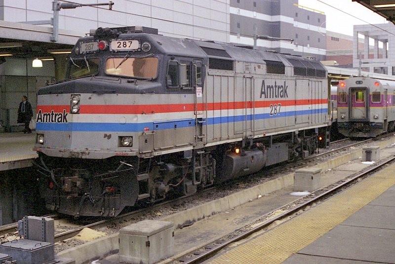 Photo of Amtrak F40 #287