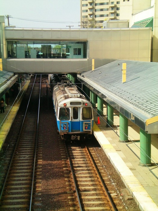 Photo of blue line train in revere