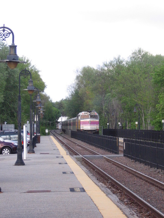 Photo of train 468 dissapears to the east